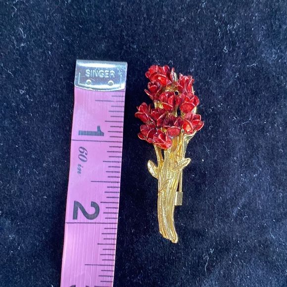 Vintage Bouquet of Red Roses Brooch - Picture 6 of 6